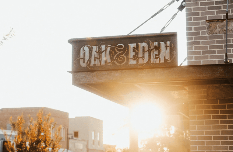 Phoenix: Best American Made Whiskey – Oak and Eden.